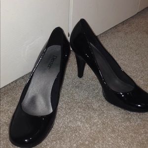 Dexter black heels
